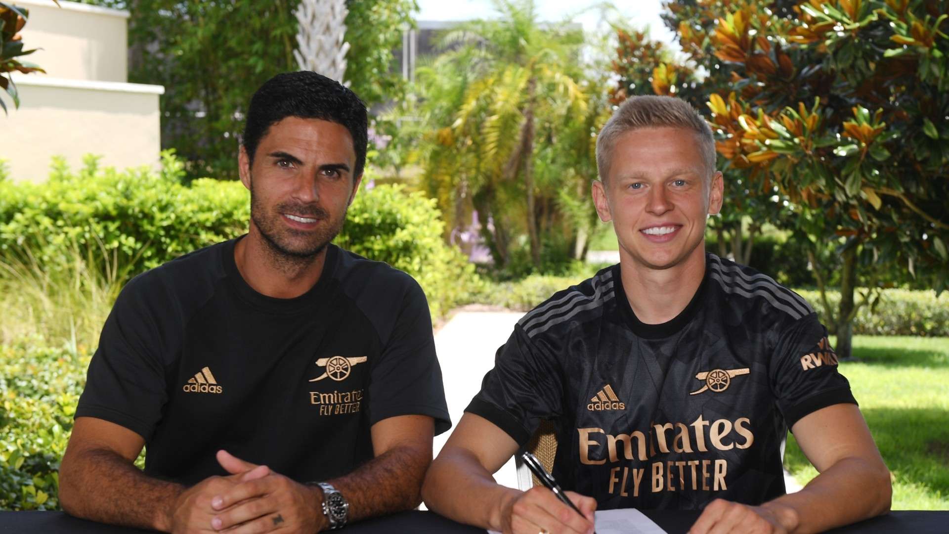 足球不仅是 足球不仅是