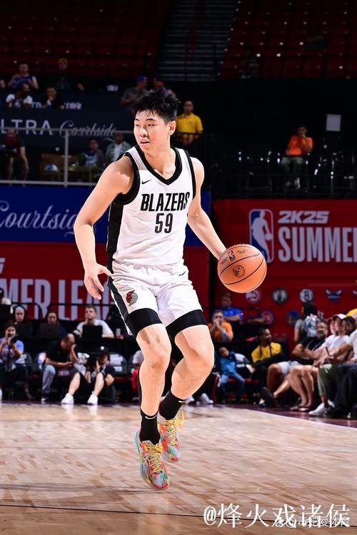 莫兰特祝贺崔永熙：珍惜球队对你的支持