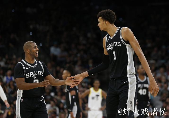 约基奇休战掘金仍大胜快船 文班亚马10分马刺不敌雄鹿 约基奇休战掘金仍大胜快船 文班亚马10分马刺不敌雄鹿