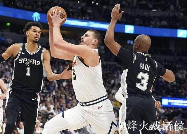 约基奇休战掘金仍大胜快船 文班亚马10分马刺不敌雄鹿 约基奇休战掘金仍大胜快船 文班亚马10分马刺不敌雄鹿